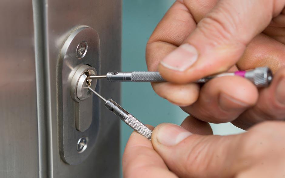 dépannage en urgence serrurier Corbeil-Essonnes